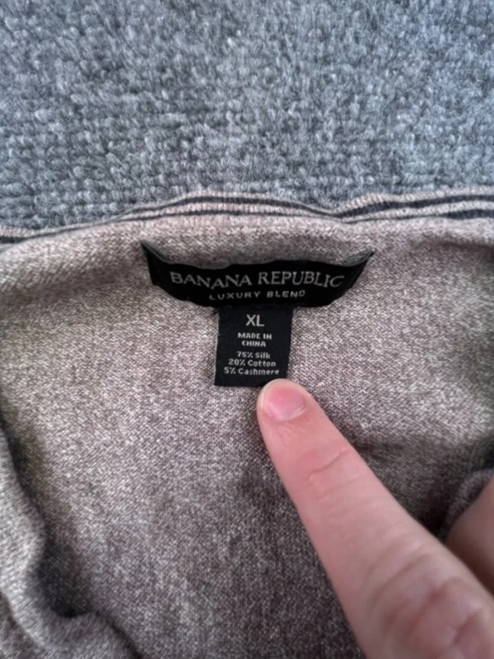 Banana Republic one pit